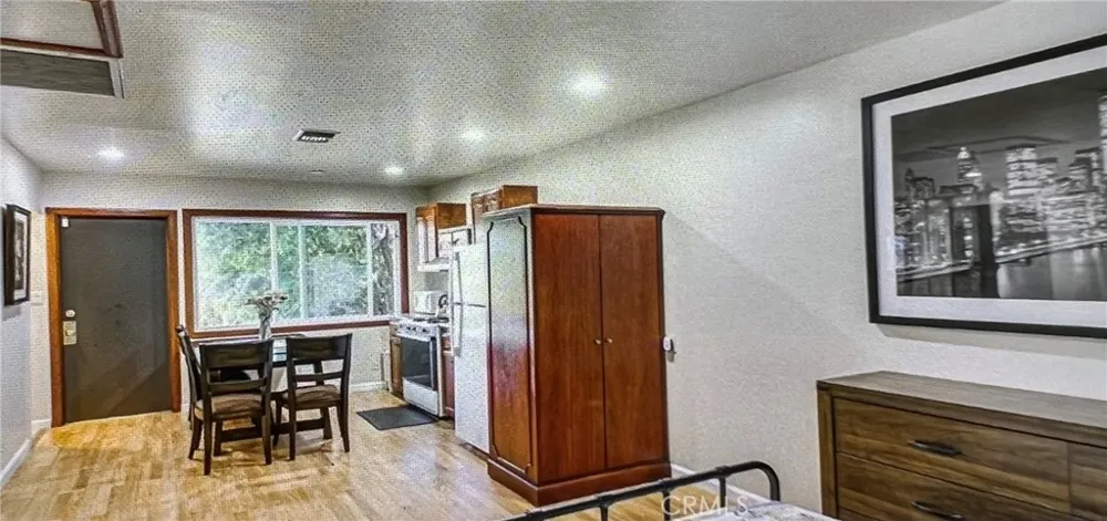2105 Via Venado La Canada Flintridge, CA 91011