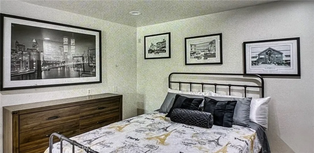 2105 Via Venado La Canada Flintridge, CA 91011