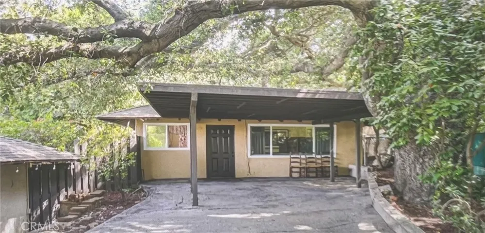 2105 Via Venado La Canada Flintridge, CA 91011