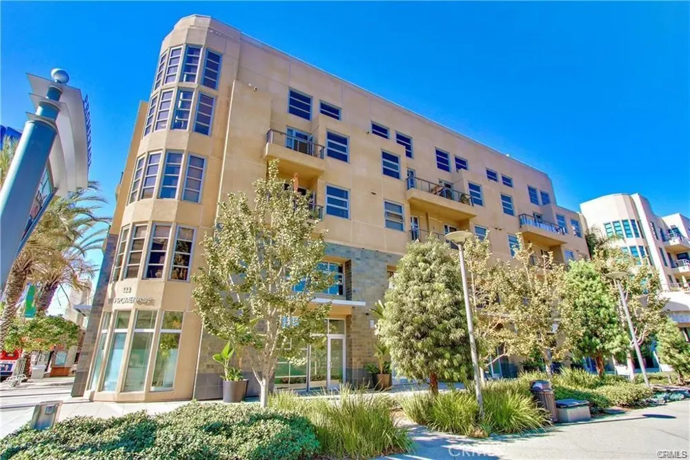 133 The Promenade #534 Long Beach, CA 90802