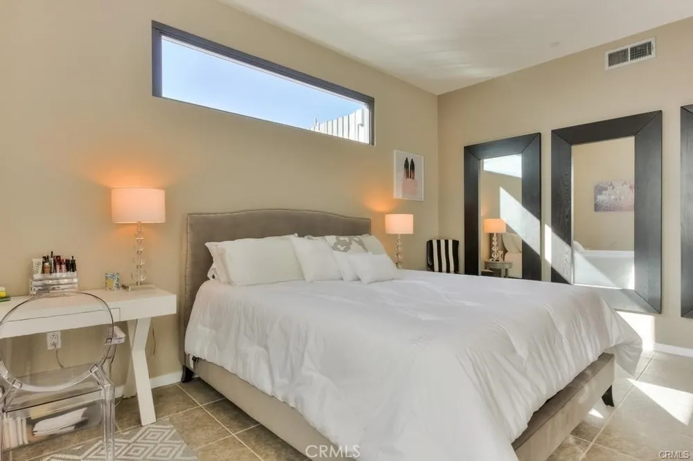133 The Promenade #534 Long Beach, CA 90802