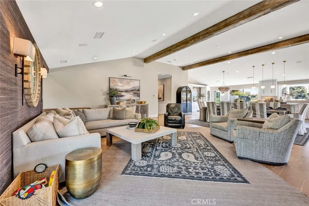 19581 Summer Breeze Huntington Beach, CA 92648