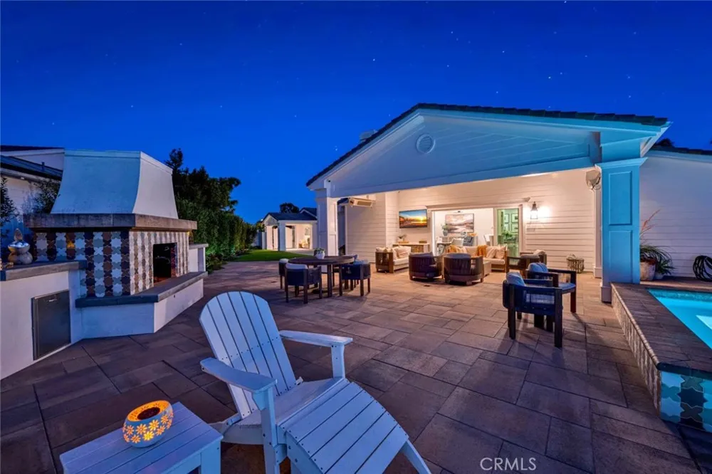 19581 Summer Breeze Huntington Beach, CA 92648