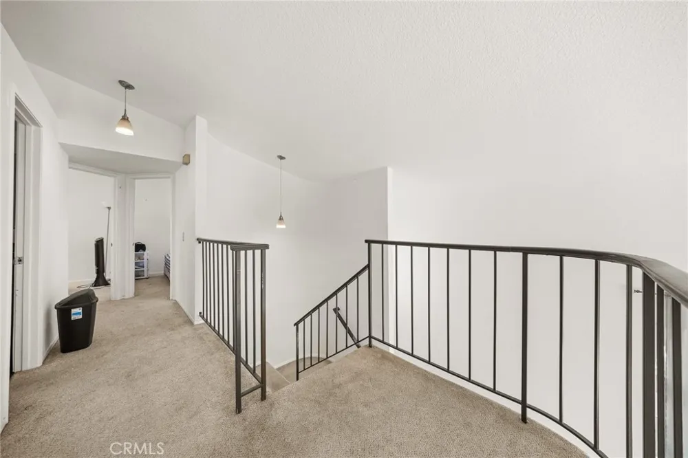14311 Hillcrest Dr Fontana, CA 92337