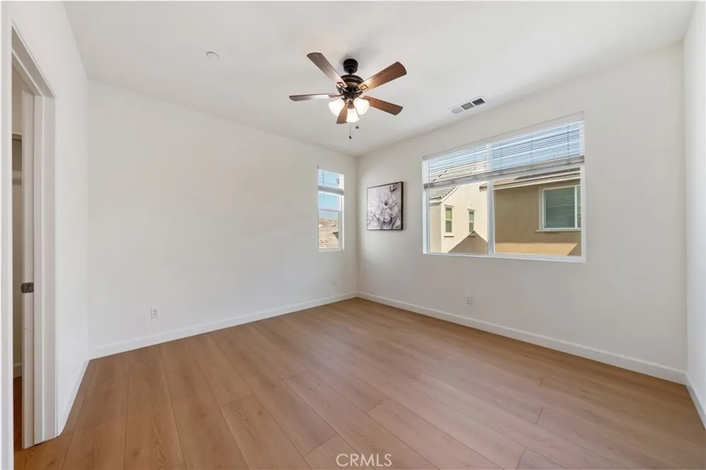 6956 La Rochelle Way Chino, CA 91710