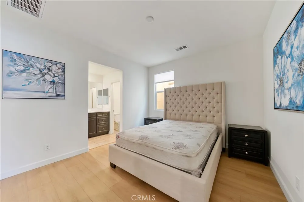 6956 La Rochelle Way Chino, CA 91710