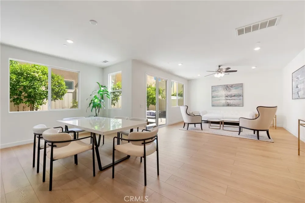 6956 La Rochelle Way Chino, CA 91710