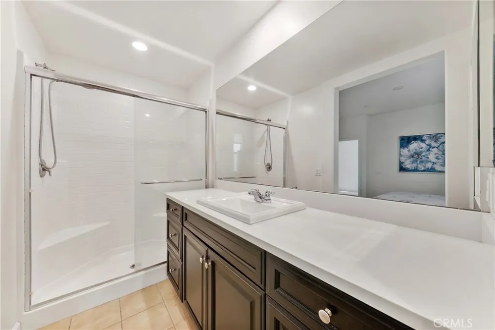 6956 La Rochelle Way Chino, CA 91710