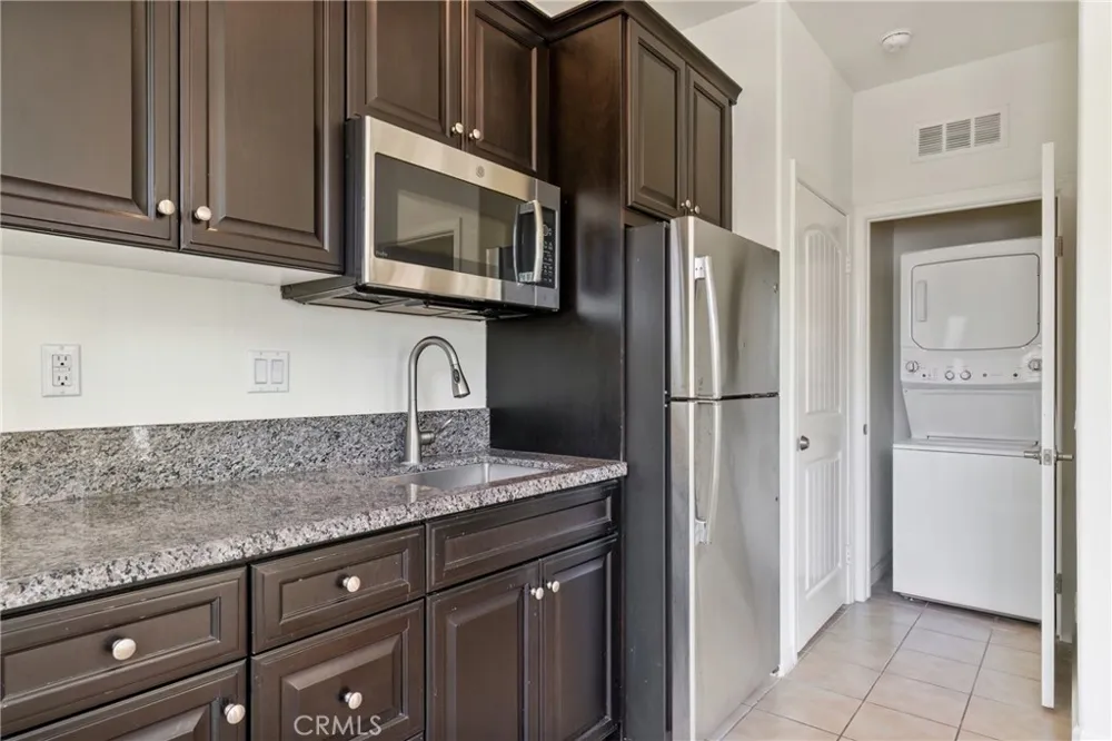6956 La Rochelle Way Chino, CA 91710