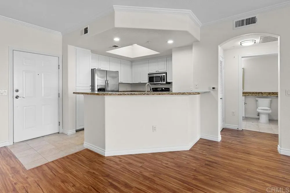 4155 Executive Drive #E307 La Jolla, CA 92037