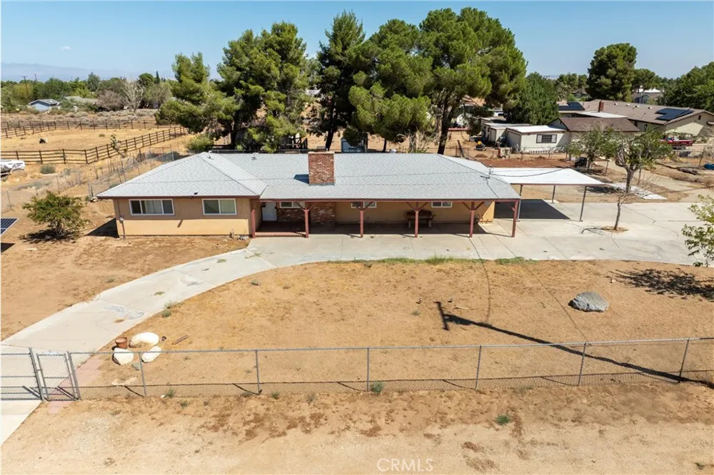 1729 W Avenue N-8 Palmdale, CA 93551