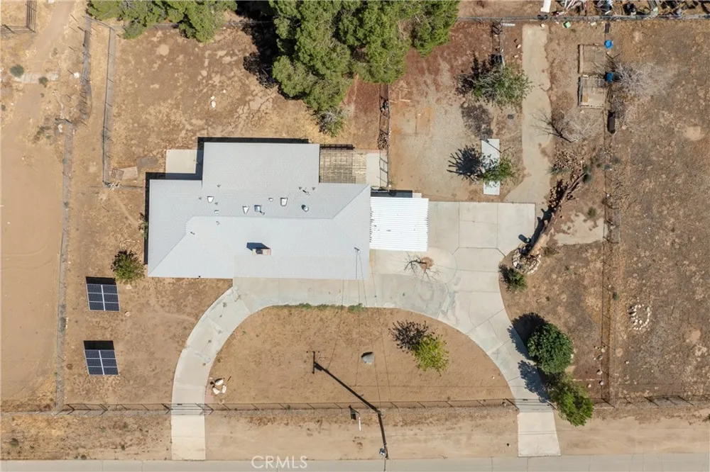 1729 W Avenue N-8 Palmdale, CA 93551