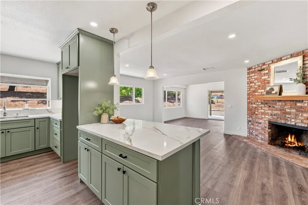 4545 Fairlane Street Acton, CA 93510