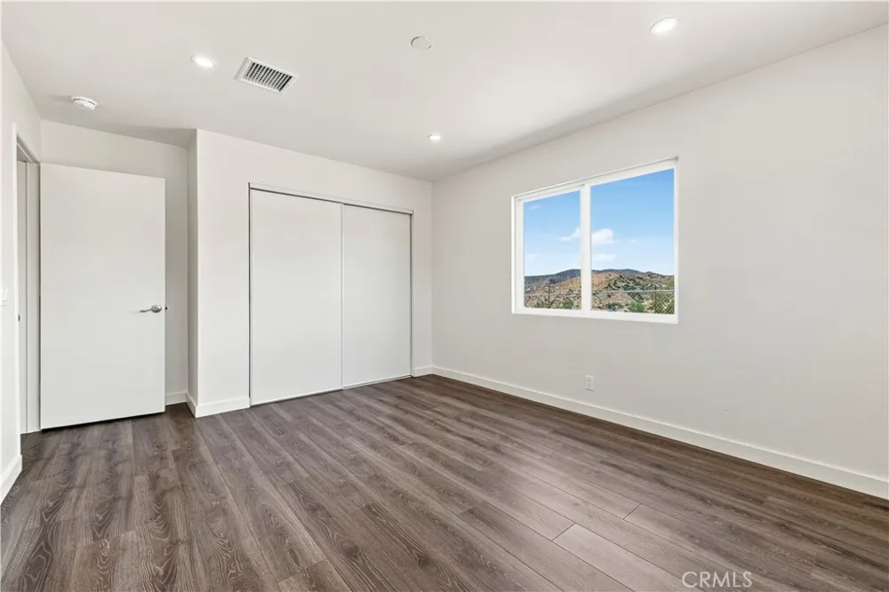 4545 Fairlane Street Acton, CA 93510