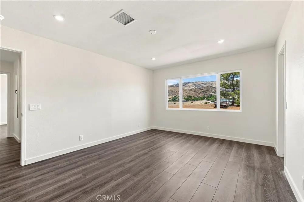 4545 Fairlane Street Acton, CA 93510