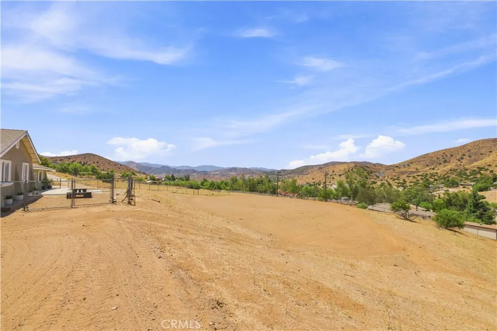 4545 Fairlane Street Acton, CA 93510