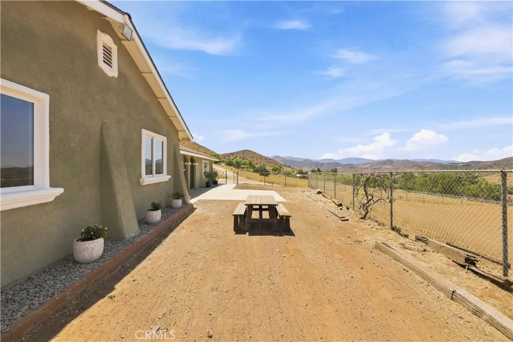4545 Fairlane Street Acton, CA 93510