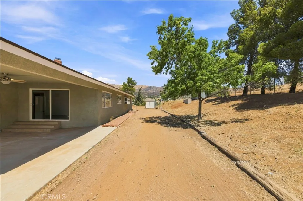 4545 Fairlane Street Acton, CA 93510