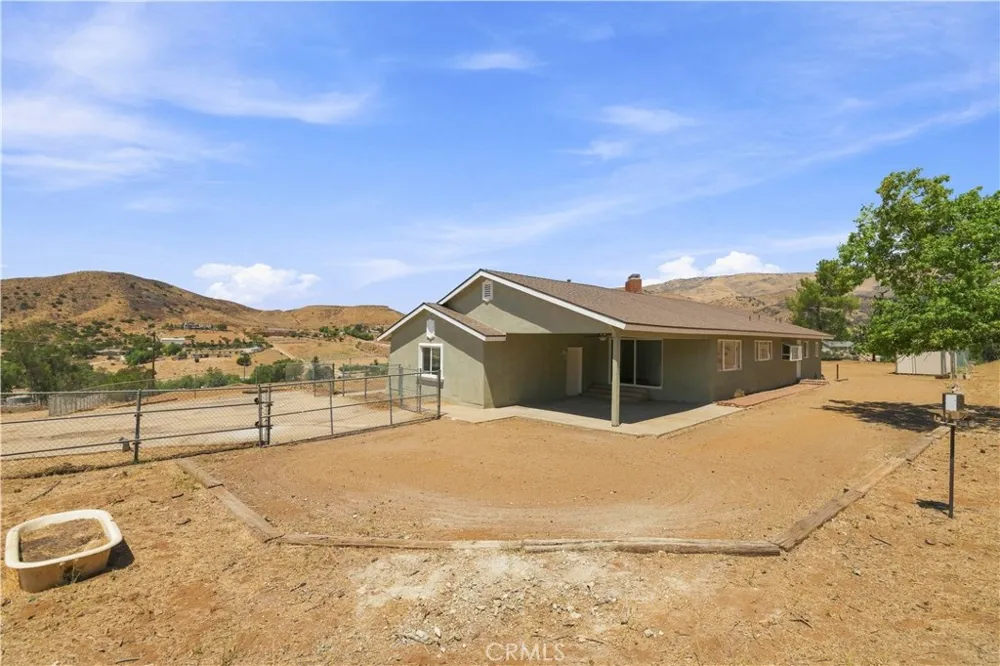 4545 Fairlane Street Acton, CA 93510
