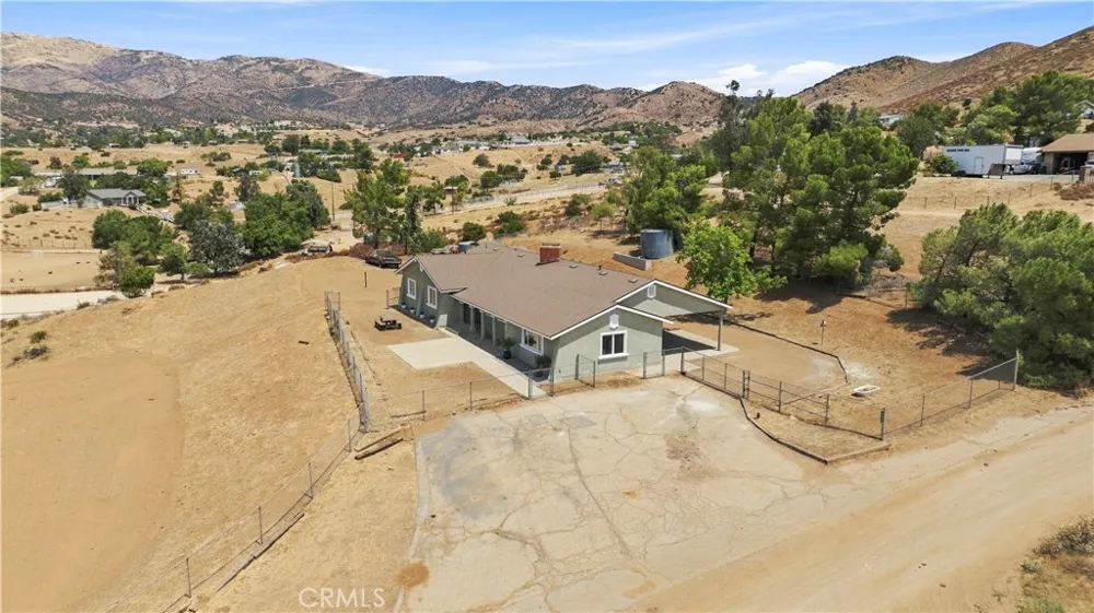 4545 Fairlane Street Acton, CA 93510