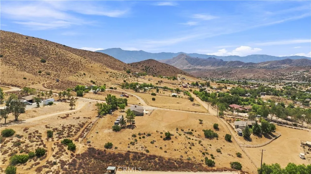 4545 Fairlane Street Acton, CA 93510