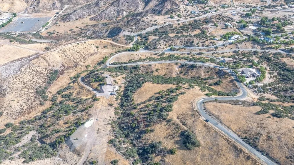 Summit Knoll Road Agua Dulce, CA 91350