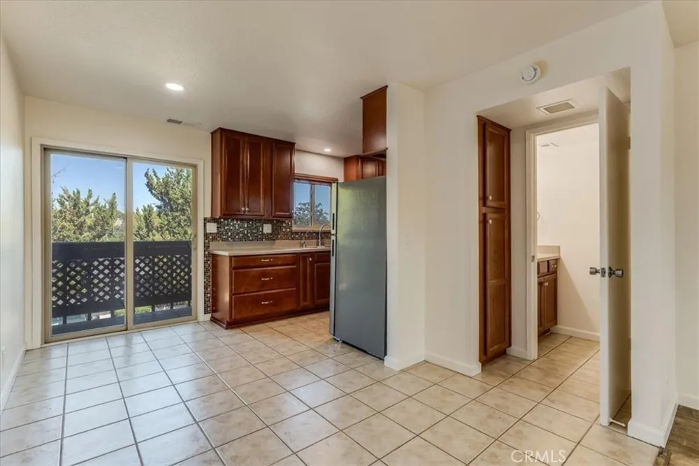 2212 Pine Paso Robles, CA 93446