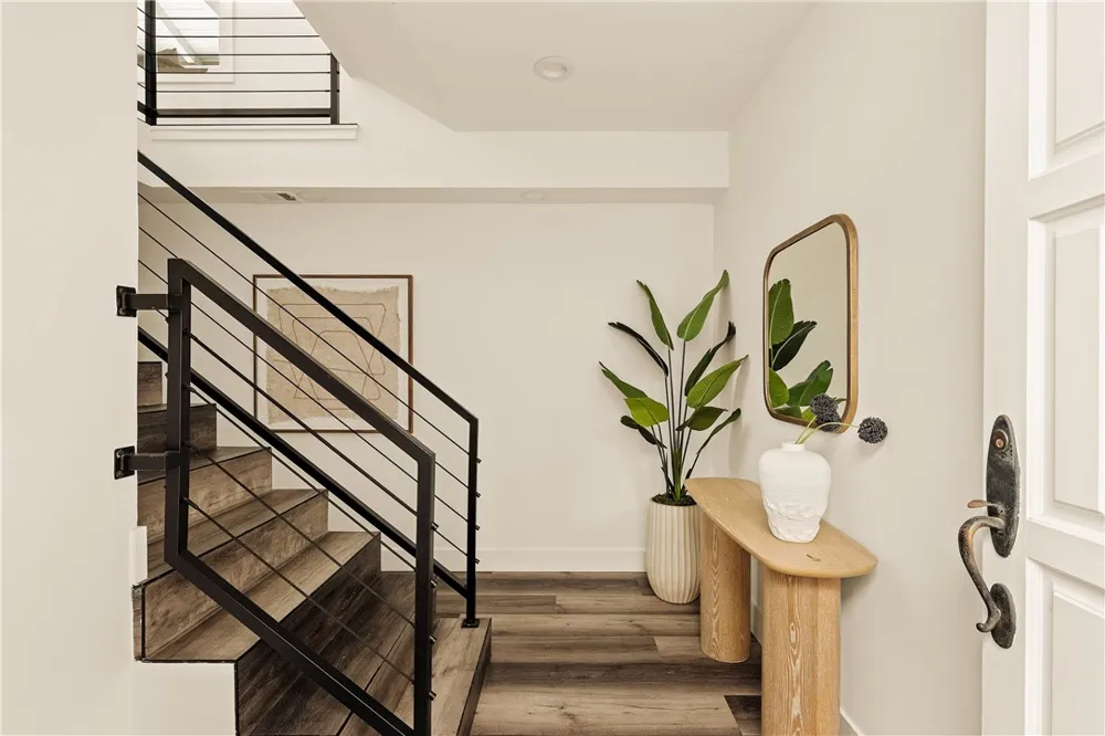 702 Acacia Avenue Corona del Mar, CA 92625