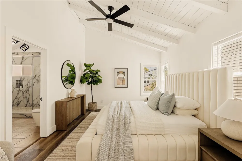 702 Acacia Avenue Corona del Mar, CA 92625