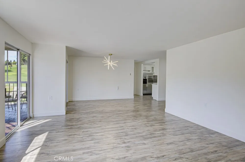 2391 VIA MARIPOAS #2G Laguna Woods, CA 92637