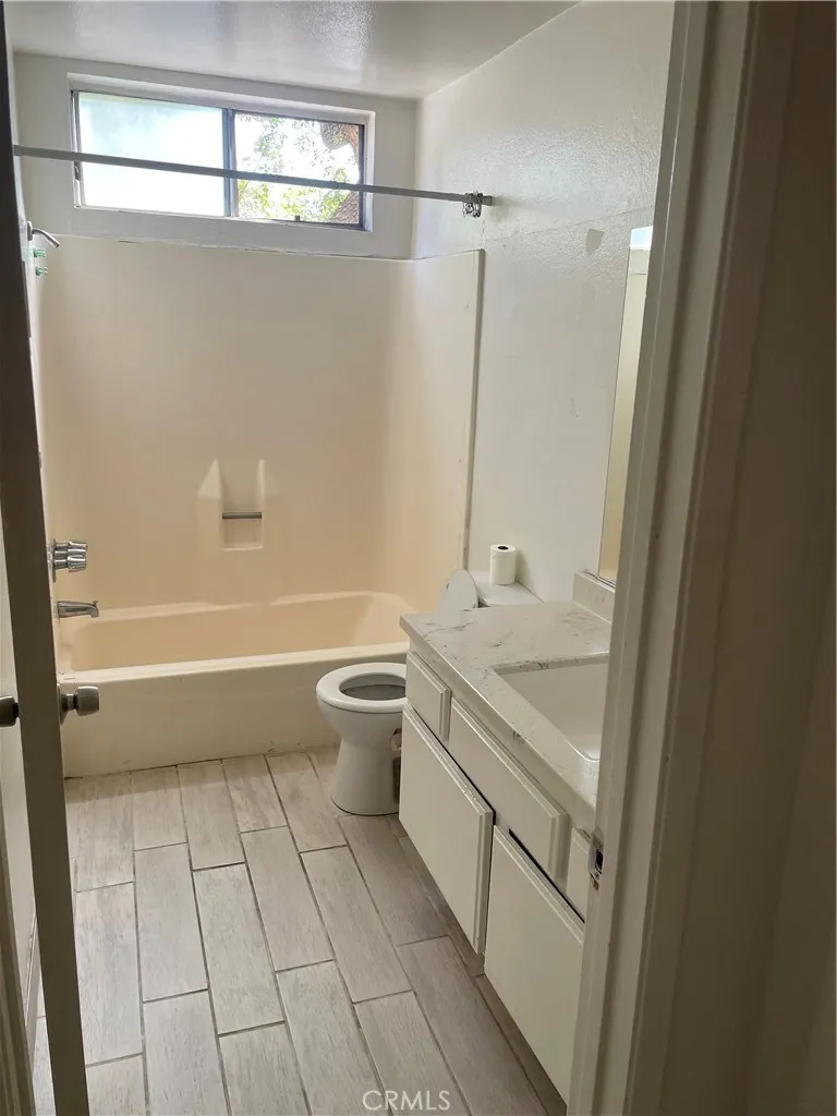 12203 Magnolia #102 Valley Village, CA 91607