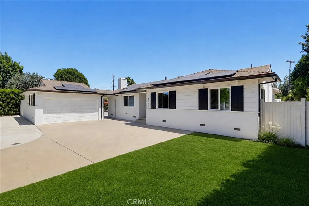 8740 Paso Robles Northridge, CA 91325