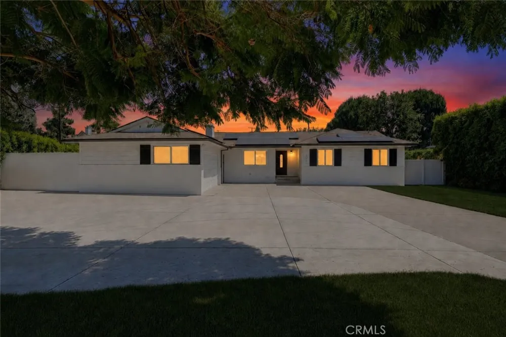8740 Paso Robles Northridge, CA 91325