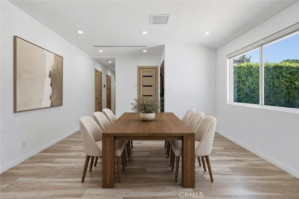 8740 Paso Robles Northridge, CA 91325