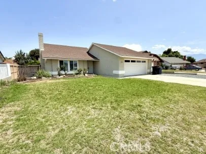 2382 Carlsbad Hemet, CA 92545