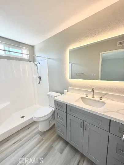 2382 Carlsbad Hemet, CA 92545
