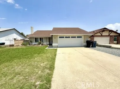 2382 Carlsbad Hemet, CA 92545
