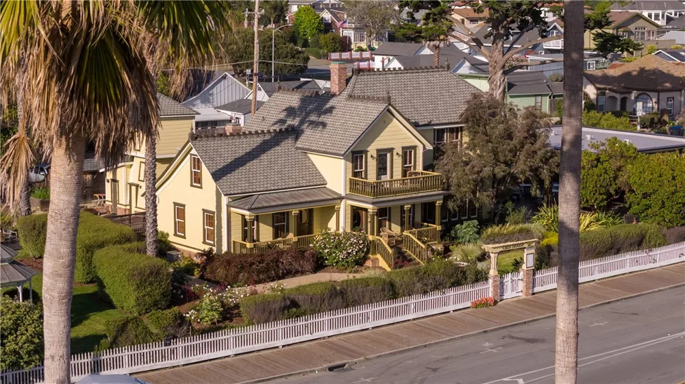 149 Cayucos Drive Cayucos, CA 93430