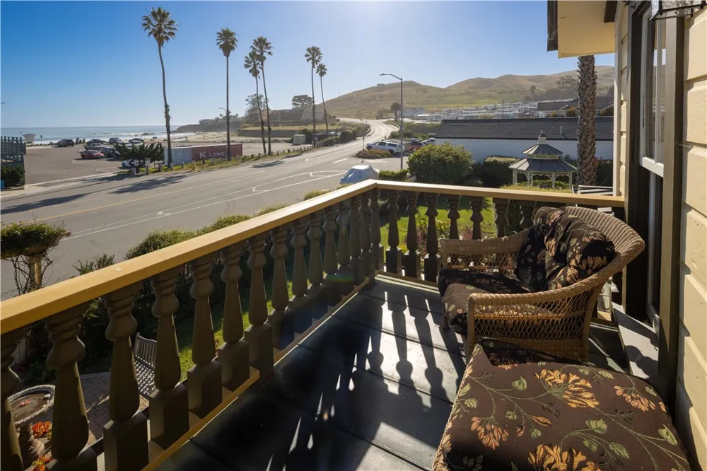 149 Cayucos Drive Cayucos, CA 93430