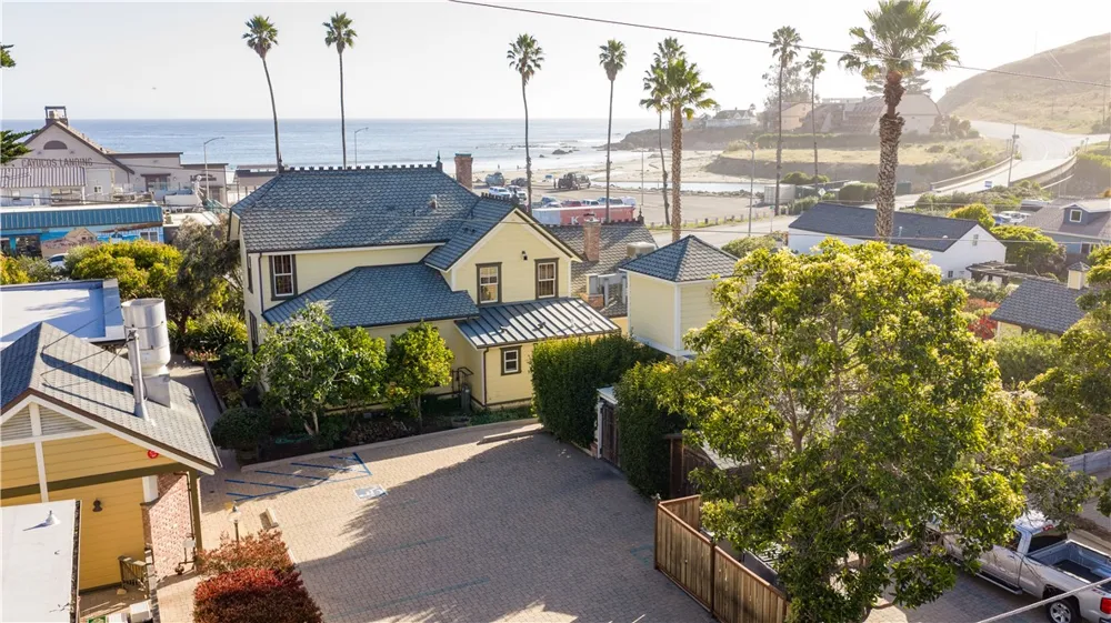 149 Cayucos Drive Cayucos, CA 93430