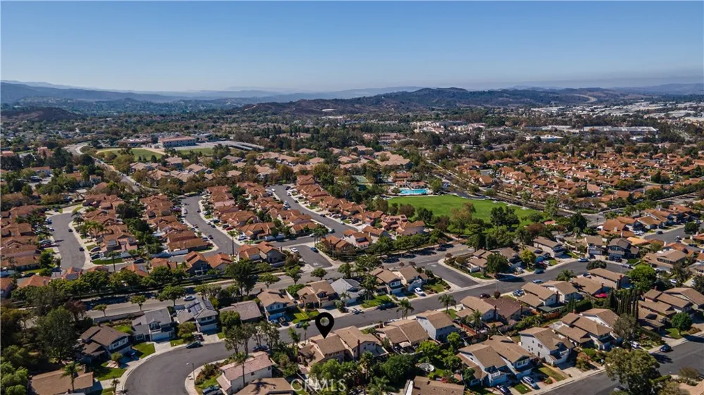 21 Calle Vaqueta Rancho Santa Margarita, CA 92688