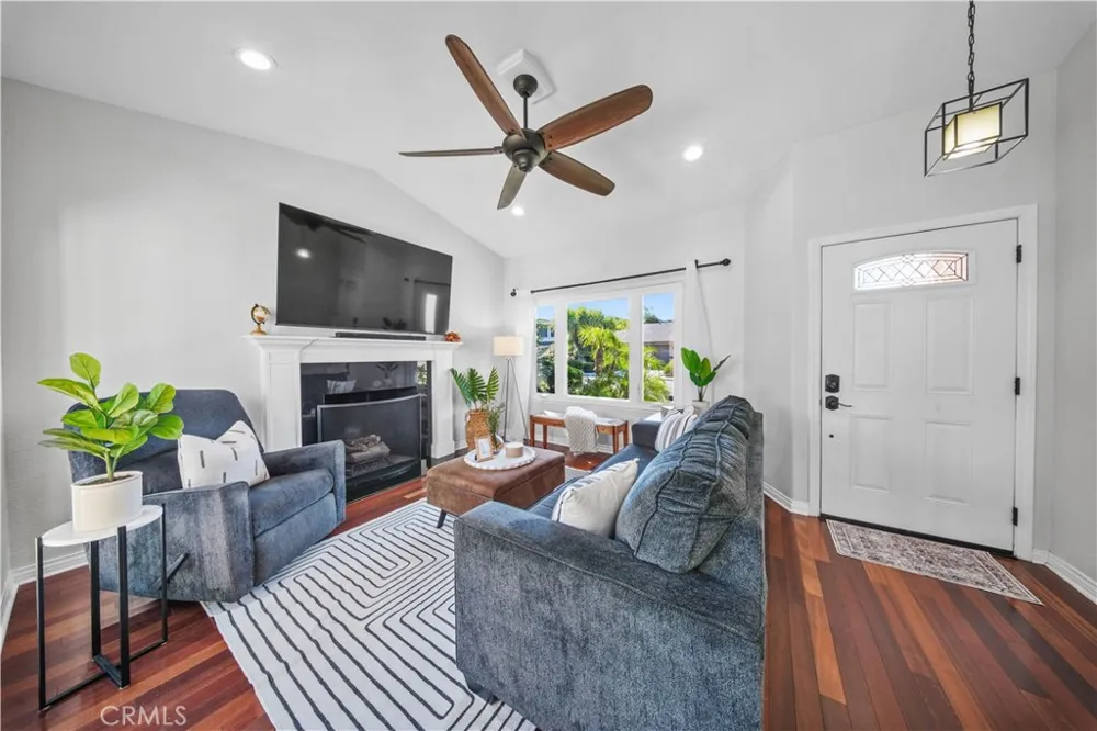 21 Calle Vaqueta Rancho Santa Margarita, CA 92688