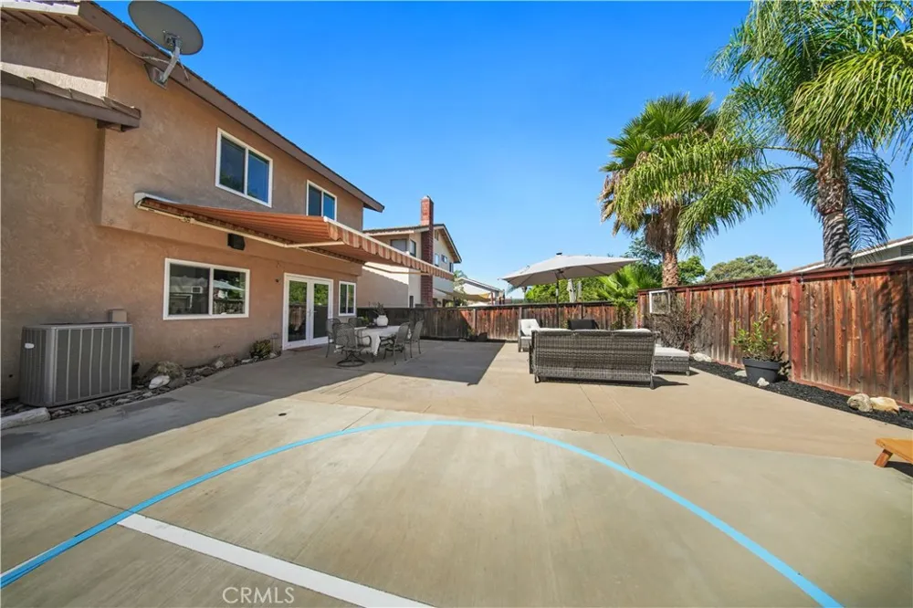 21 Calle Vaqueta Rancho Santa Margarita, CA 92688