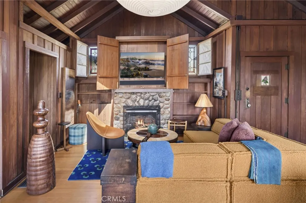 310 Hawthorne Road Laguna Beach, CA 92651