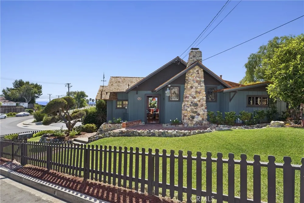 310 Hawthorne Road Laguna Beach, CA 92651