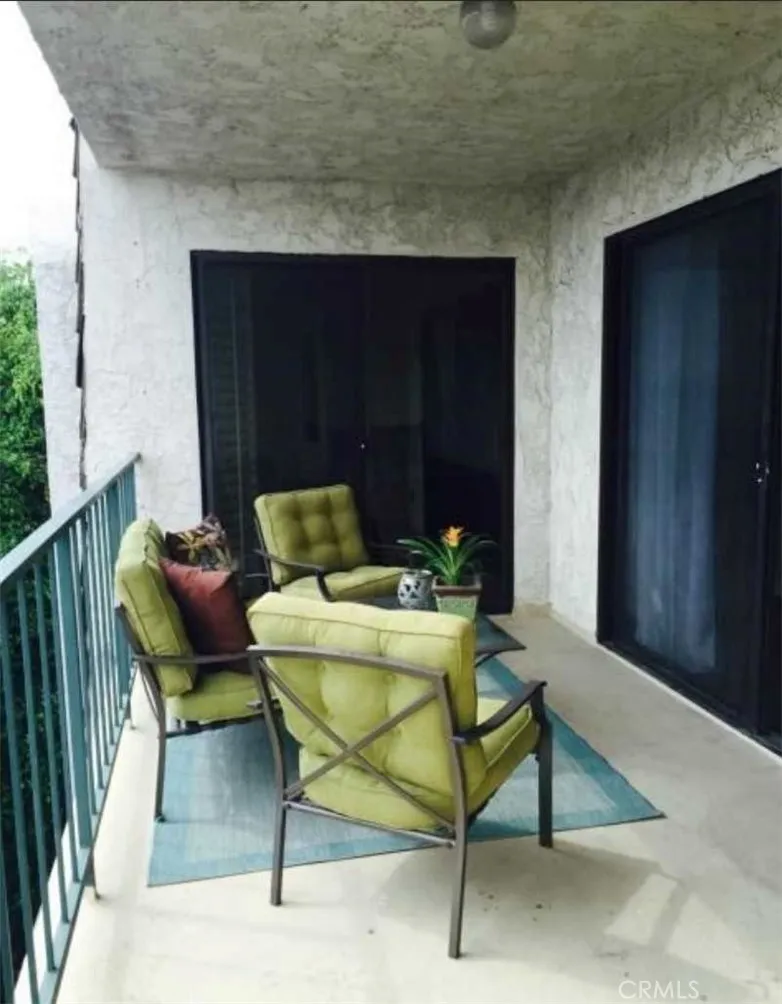 356 Virginia Street #304 El Segundo, CA 90245