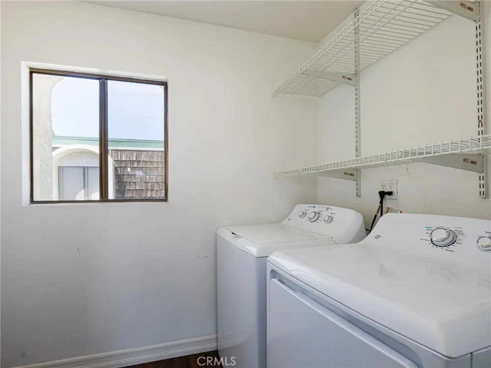 356 Virginia Street #304 El Segundo, CA 90245