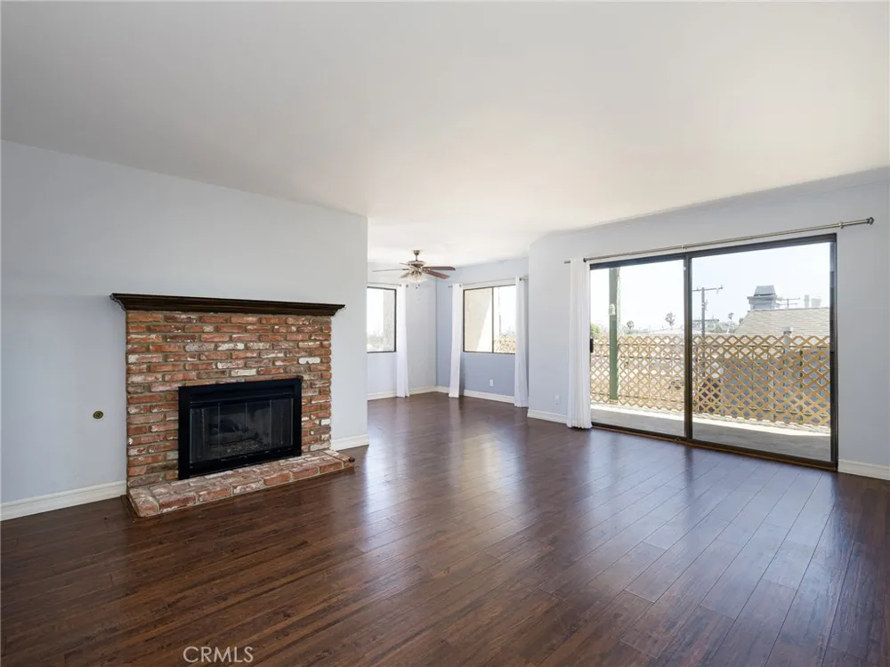 356 Virginia Street #304 El Segundo, CA 90245