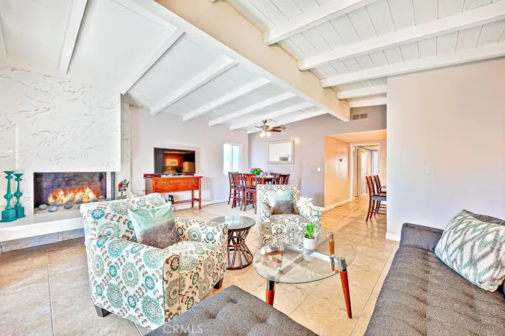 125 46th Street #B Newport Beach, CA 92663
