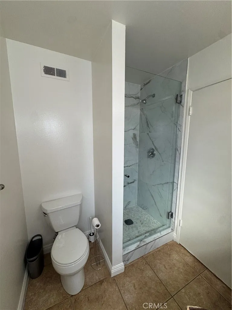 125 46th Street #B Newport Beach, CA 92663